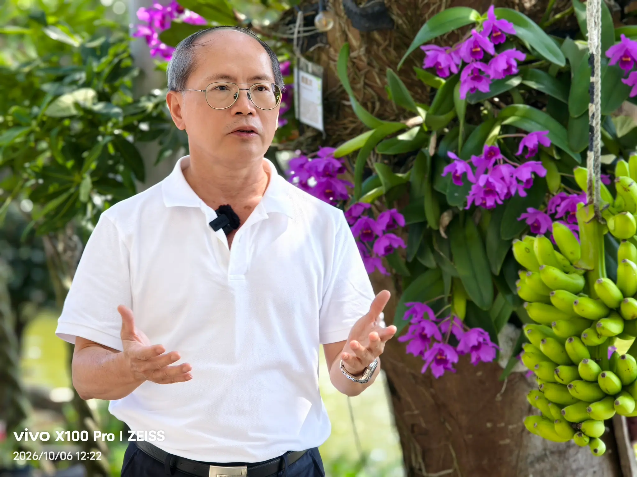 易利華科技有限公司執行長林鑛華於戶外受訪
